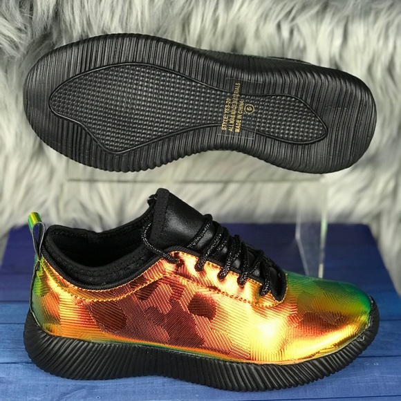 Metallic Holographic Woman’s Sneakers - Picture 7 of 7